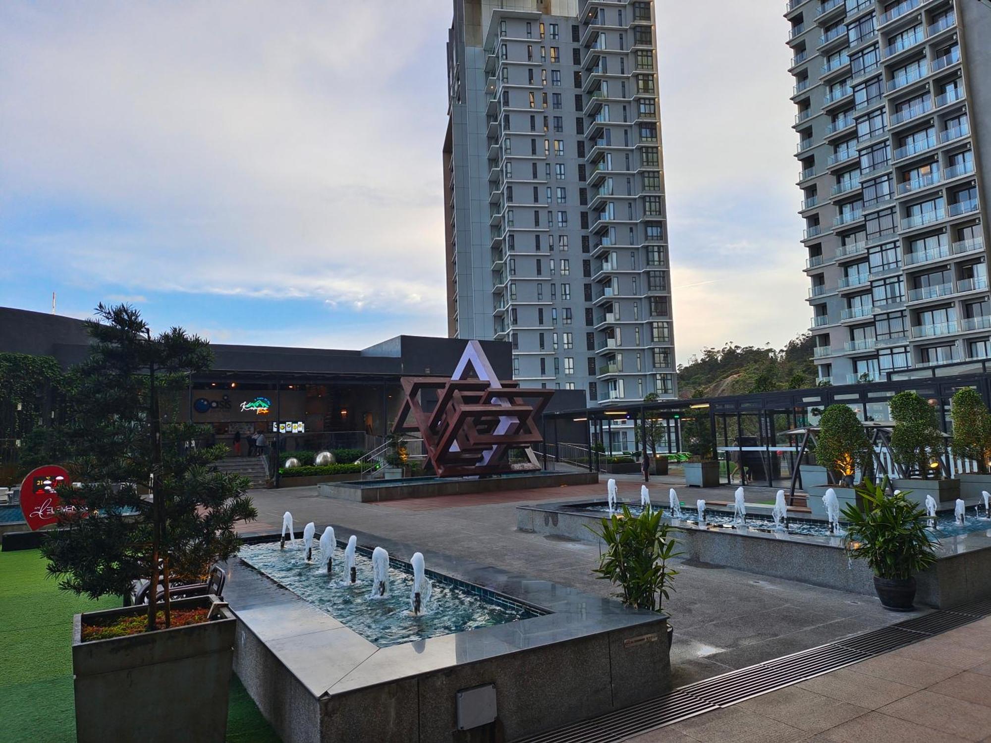 Genting Hilltop Ion Delemen Highland Genting Highlands Exteriör bild